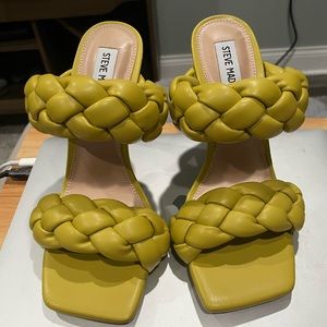 Steve Madden Kenosha Citron Sz 7 Brand new